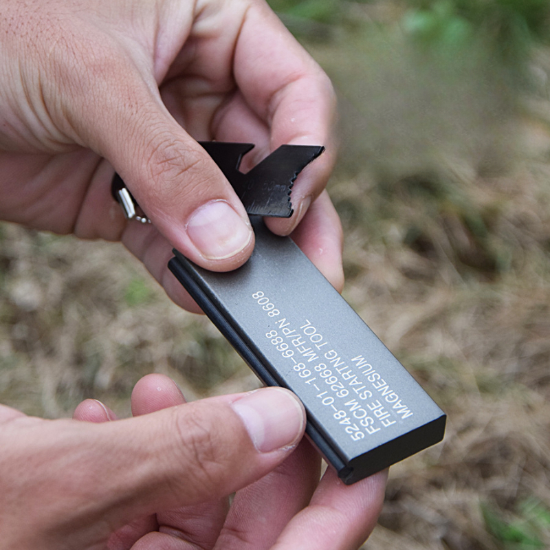 Waterproof Magnesium Flint & S - Fire Starting Kit reseña y precio